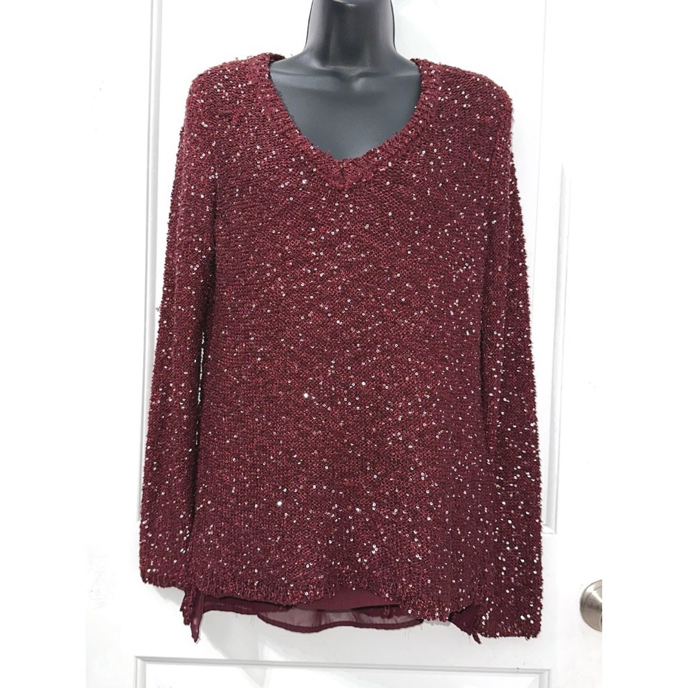 Studio Y brand v-neck sequined sweater, size Medium